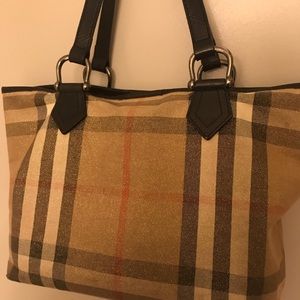 💯 AUTHENTIC BURBERRY TOTE